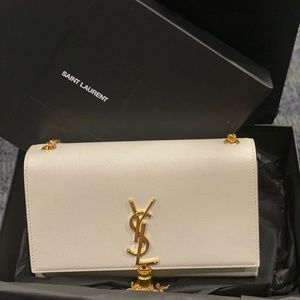 Authentic YSL purse never ever wore